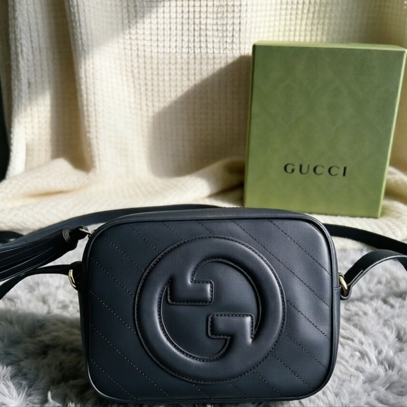Coach Tops - Gucci Blondie Medium Shoulder Bag